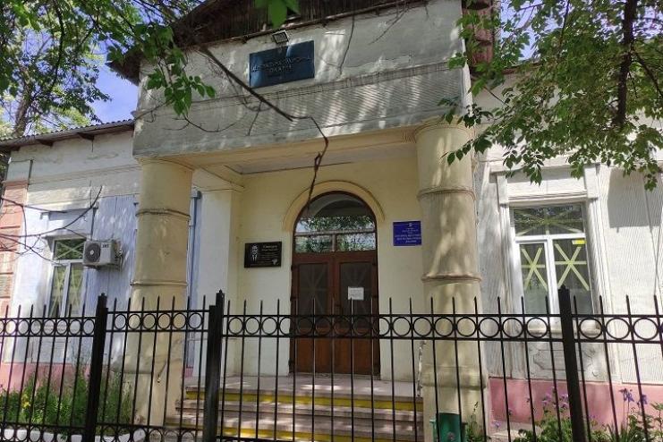 Мер міста на Одещині закликає громадян не звертатись по медичну допомогу до однієї з лікарень: причина